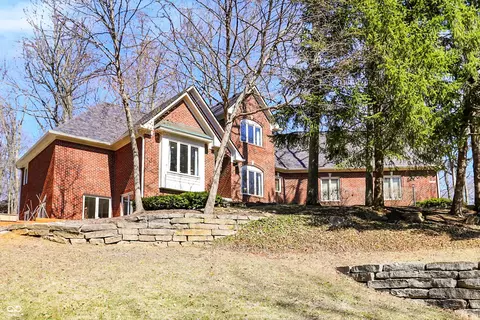 11850 Deer Walk Dr, Cicero, IN 46034