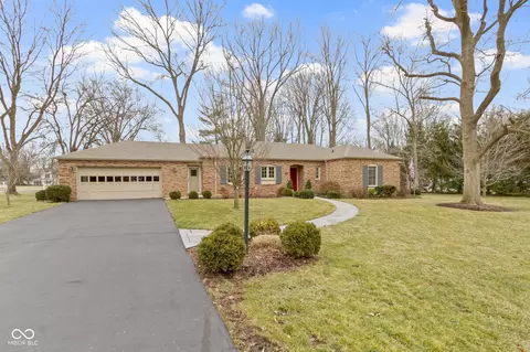 7481 Holliday Dr E, Indianapolis, IN 46260