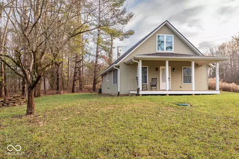 1993 E Dutcherman Dr, Bloomington, IN 47401