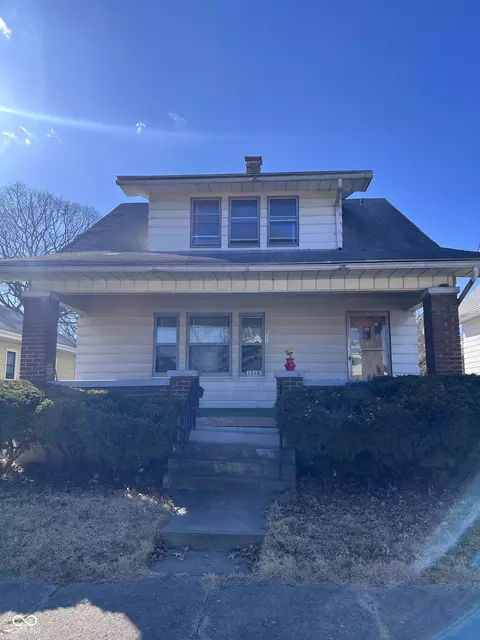 1718 Garfield Ave, Terre Haute, IN 47804