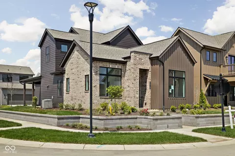 1668 Carrollton Rail Dr, Westfield, IN 46074