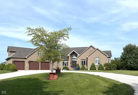 9615 N County Road 150 Rd E, Pittsboro, IN 46167
