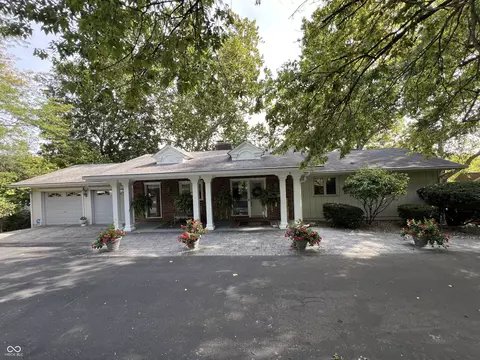 1020 W Riverview Dr, Anderson, IN 46011