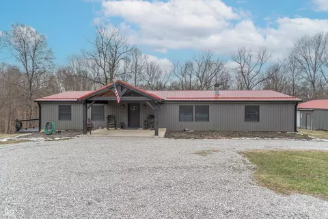 7677 4 Mile Ridge Rd, Nashville, IN 47448
