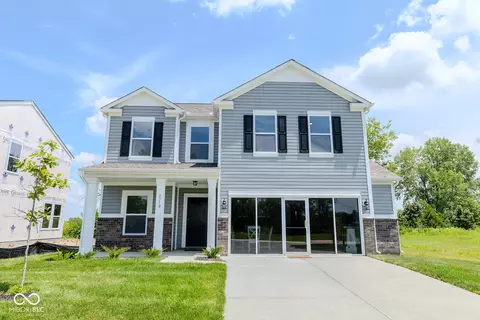 2310 N Liberty Lakes Dr, Greensburg, IN 47240