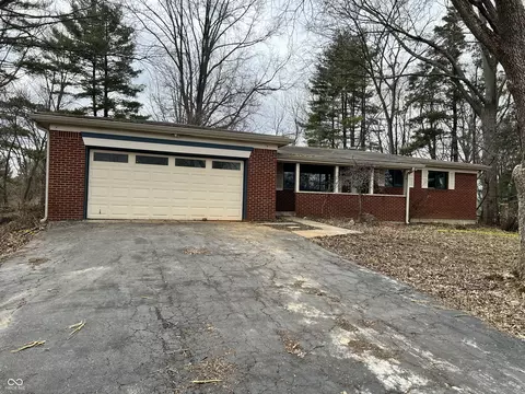 8328 S Franklin Rd, Indianapolis, IN 46259