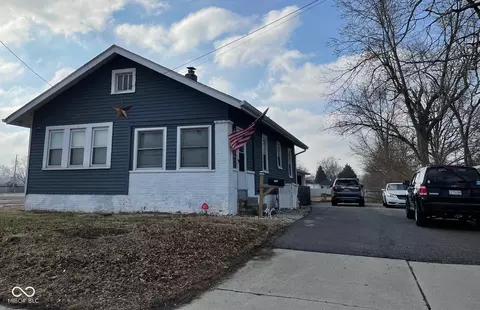 1913 Albany St, Beech Grove, IN 46107