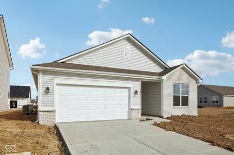 4825 Topaz Pointe Blvd, Oaklandon, IN 46235