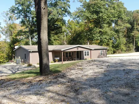 2387 Bill Smith Rd, Martinsville, IN 46151