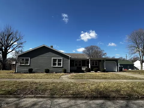212 N 10th St, Elwood, IN 46036
