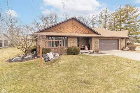 135 Wildwood Blvd, New Castle, IN 47362