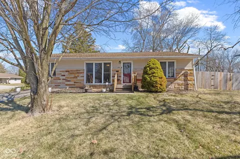 21 E Tilden Dr, Brownsburg, IN 46112