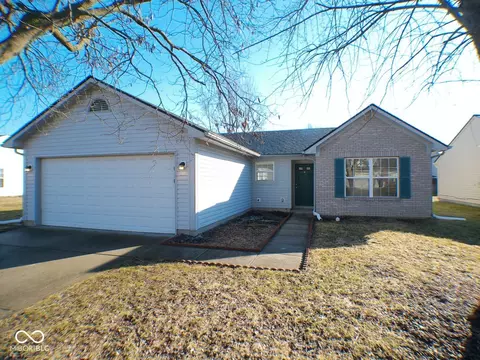 6221 Cradle River Dr, Indianapolis, IN 46221