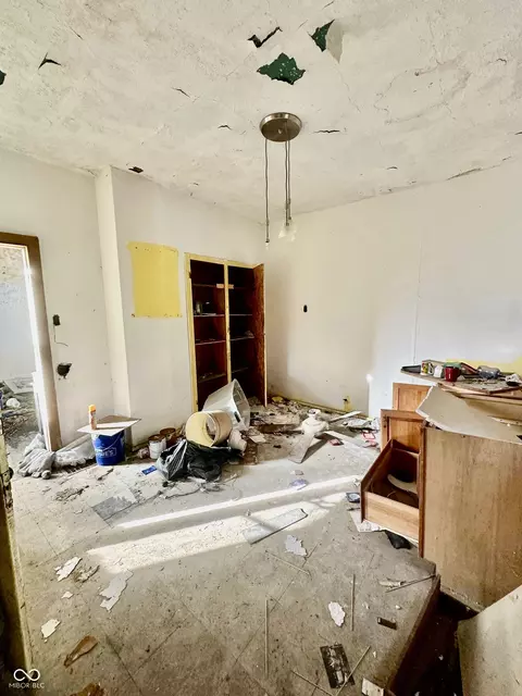 404 E Grant St, Marion, IN 46952 photo 13
