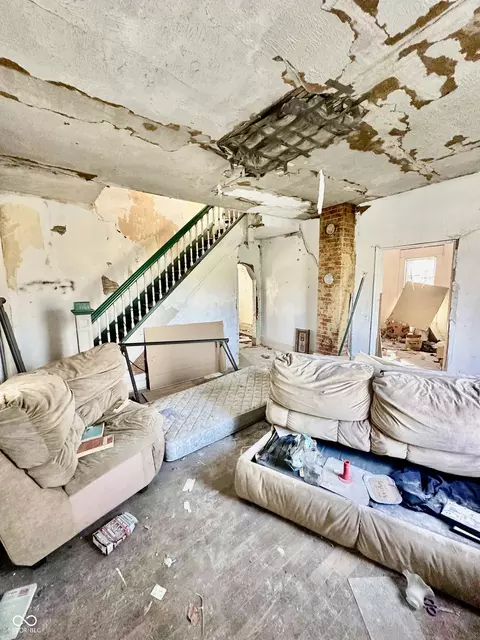 404 E Grant St, Marion, IN 46952 photo 8