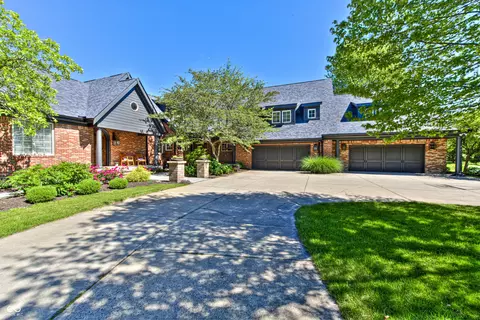 6778 Old Hunt Club Rd, Zionsville, IN 46077