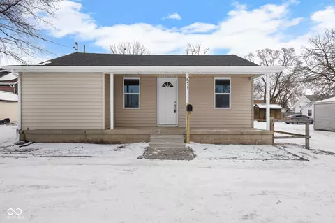 851 Rowe St, Frankfort, IN 46041