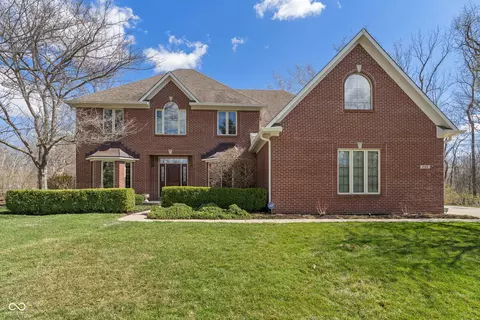 2163 Laurel Leaf Ln, Avon, IN 46123