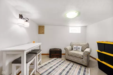 229 W Taylor St, Pendleton, IN 46064 photo 14