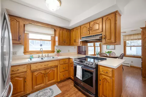 229 W Taylor St, Pendleton, IN 46064 photo 11