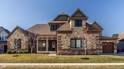 4287 Prairie Falcon Dr, Zionsville, IN 46077