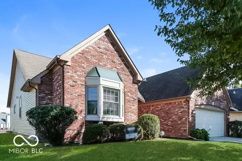 10891 Santa Anita Ct, Indianapolis, IN 46280