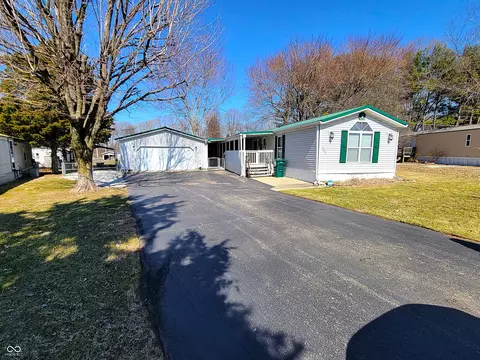 289 Bubble Loo Rd, Cloverdale, IN 46120