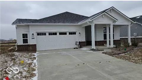 5385 W Glenview Dr, Mccordsville, IN 46055