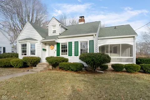 147 Eastern Ave, Plainfield, IN 46168 photo 2