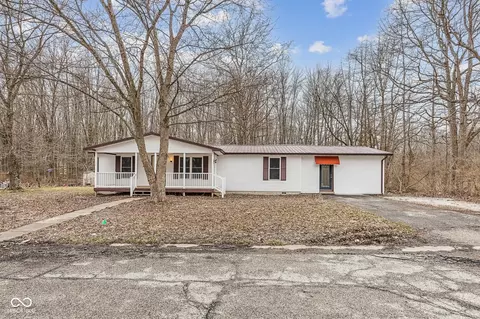 621 Colvin Dr, Versailles, IN 47042