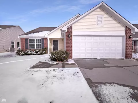 4943 Dunlin Dr, Indianapolis, IN 46235