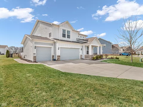 6915 Diamondleaf Way, Brownsburg, IN 46112