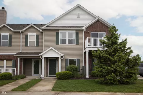 12145 Bubbling Brook Dr #600, Fishers, IN 46038