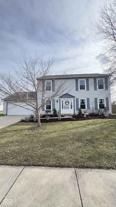8271 Shattuck Dr, Avon, IN 46123