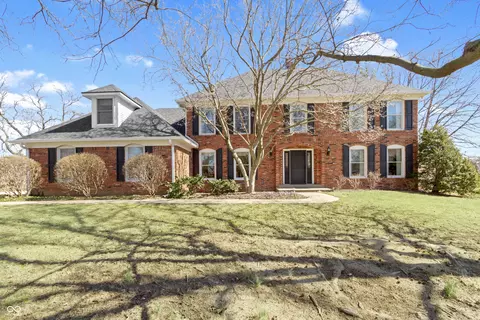 10817 Lakeview Dr, Carmel, IN 46033