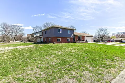 5414 Honey Comb Ln, Indianapolis, IN 46221