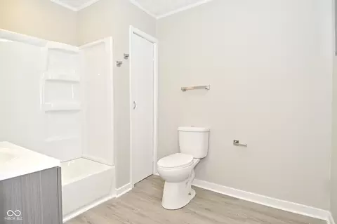 Bath - 207 E Wall St, Advance, IN 46102 photo 5 of 6