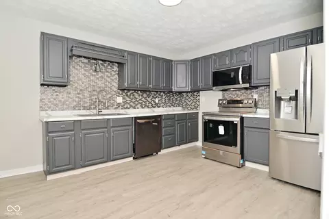 Kitchen - 207 E Wall St, Advance, IN 46102 photo 1 of 3