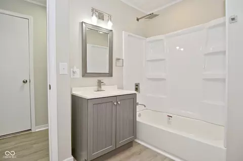Bath - 207 E Wall St, Advance, IN 46102 photo 6 of 6