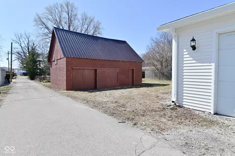 Exterior - 207 E Wall St, Advance, IN 46102 photo 4 of 5