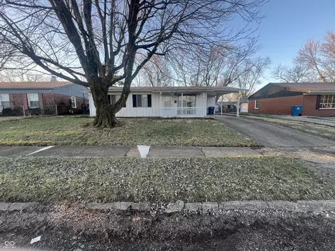 8225 Crousore Rd, Indianapolis, IN 46219