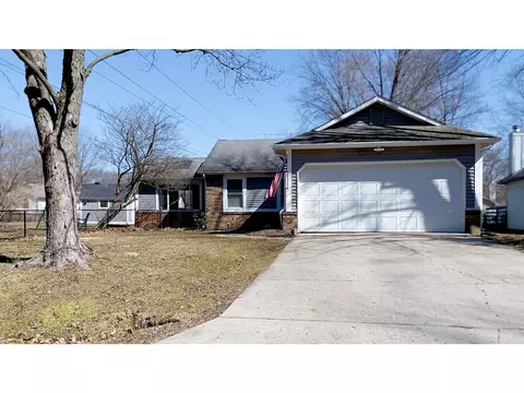 9161 Warwick Rd, Indianapolis, IN 46240