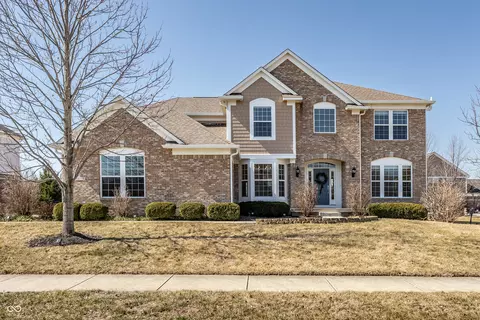 13770 Marylou Dr, Westfield, IN 46074