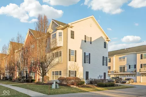 8233 Katrina Way, Fishers, IN 46038