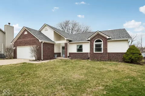 8328 Pebble Beach Ct, Indianapolis, IN 46234