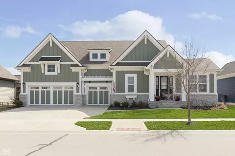 1499 Avondale Dr, Westfield, IN 46074