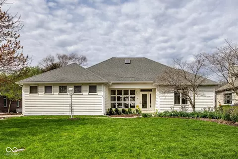 12526 Pembrooke Cir, Carmel, IN 46032