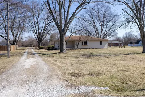 8647 Cox Rd, Indianapolis, IN 46221