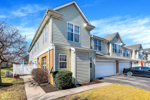 2255 Colfax Ln, Indianapolis, IN 46260