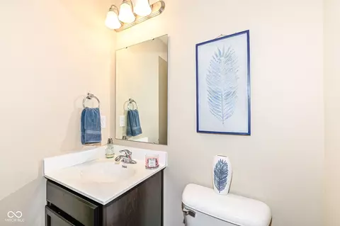 Bath - 16406 Taconite Dr, Noblesville, IN 46060 photo 1 of 4